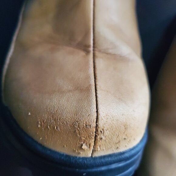 Vintage Leather & Sheep Skin Ugg Zip-up & Slip-in Boots w/Non-Slip soles  6 - Picture 10 of 15
